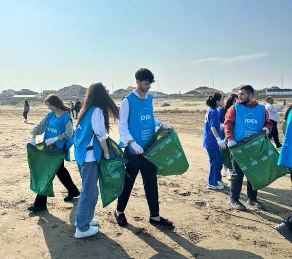 Sumqayıt çimərliyinin 3 hektardan artıq sahil zolağı tullantılardan təmizlənib - FOTO