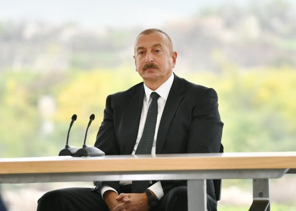 Prezident Qarabağın erməni sakinləri üçün görülən işlərdən danışdı