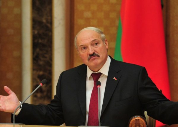 "Ermənistan özünü tərəfdaş kimi aparmır" - Lukaşenko