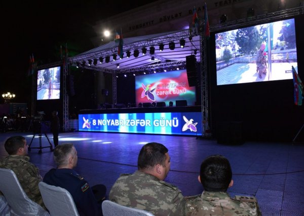 Sumqayıt şəhərində Zəfər Günü münasibəti ilə möhtəşəm konsert keçirilib – FOTO