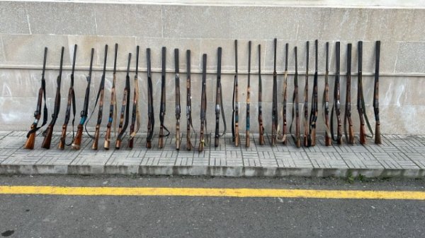 Sabirabadda vətəndaşlardan 27 silah götürüldü