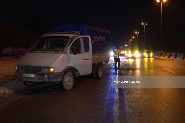 Bakı-Sumqayıt yolunda qəza baş verib  (FOTO)