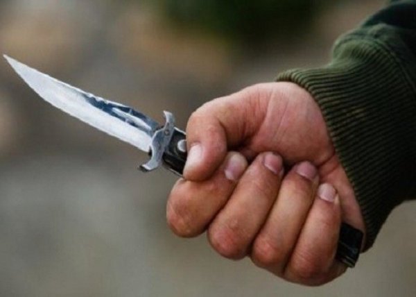 Sumqayıtda 21 yaşlı gənc bıçaqlandı
