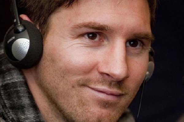 Messi dinlədiyi musiqilərin siyahısını dərc edib - FOTO