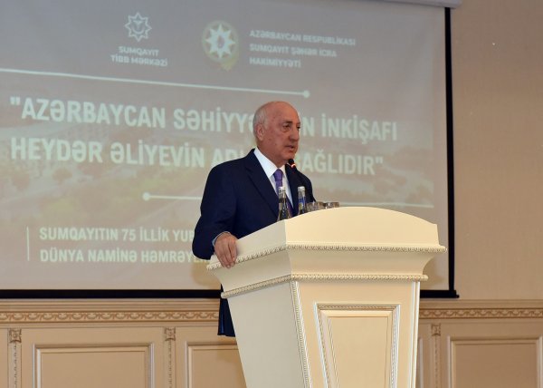 Sumqayıtda Azərbaycan səhiyyəsinin inkişafına həsr olunmuş tədbir keçirilib - FOTOLAR