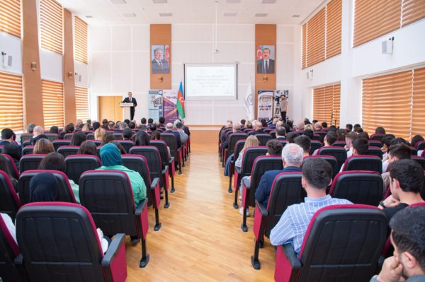 “Sənayenin alternativ enerjidən istifadəyə keçidi: kadr hazırlığı üçün əsas çağırışlar” mövzusunda tədbir keçirilib