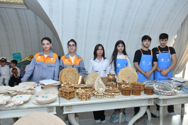 Sumqayıtda peşə təmayüllü siniflərın yaradıcılıq festivalı