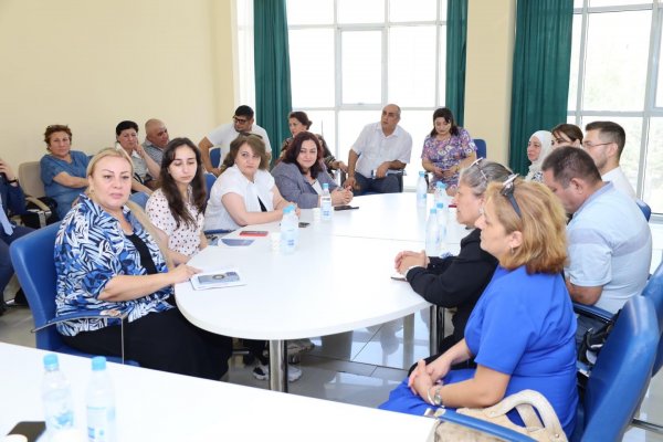 Sumqayıtda aztəminatlılara hüquqi maarifləndirmə üzrə dəyirmi masa təşkil edildi - FOTOLAR