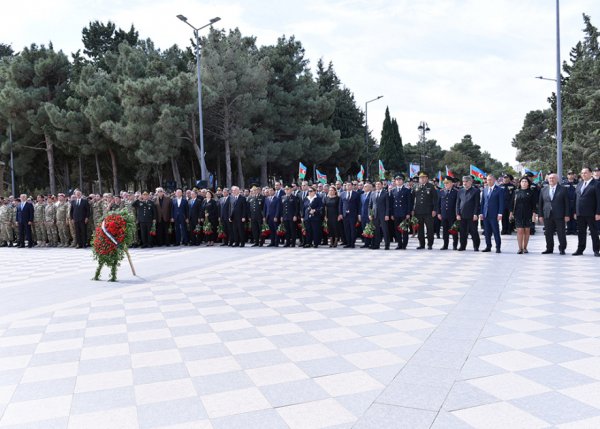 Sumqayıtda şəhidlərin xatirəsi anılıb, ədəbi–bədii kompozisiya təqdim olunub