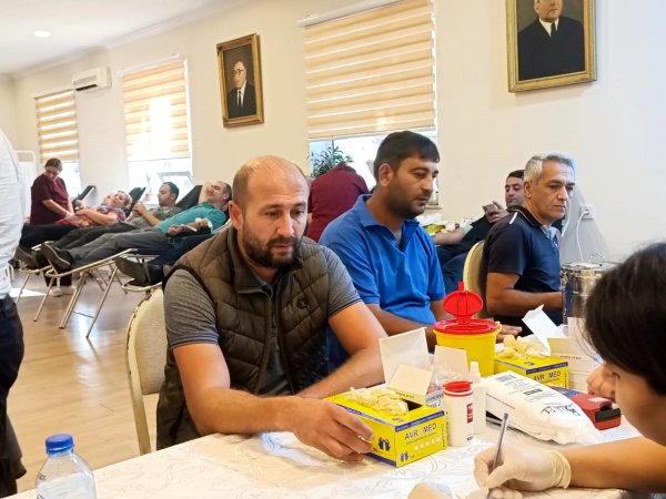 Sumqayıt Tibb Mərkəzi qanvermə aksiyası təşkil edib - FOTOLAR