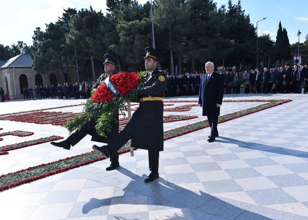 Sumqayıtda 20 Yanvar faciəsinin 35-ci ildönümü ilə əlaqədar anım mərasimi keçirilib -FOTOLAR