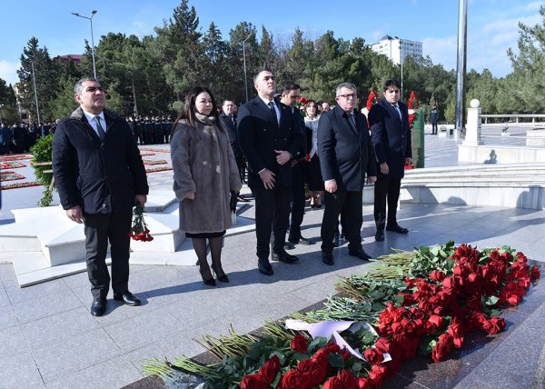 Sumqayıtda 20 Yanvar faciəsinin 35-ci ildönümü ilə əlaqədar anım mərasimi keçirilib -FOTOLAR