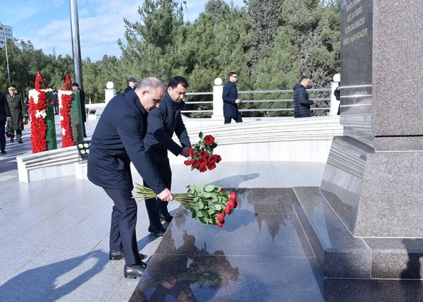 Sumqayıtda 20 Yanvar faciəsinin 35-ci ildönümü ilə əlaqədar anım mərasimi keçirilib -FOTOLAR