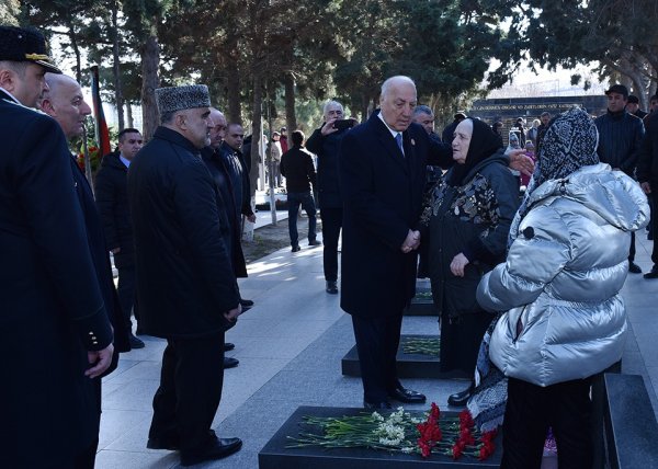 Sumqayıtda 20 Yanvar faciəsinin 35-ci ildönümü ilə əlaqədar anım mərasimi keçirilib -FOTOLAR