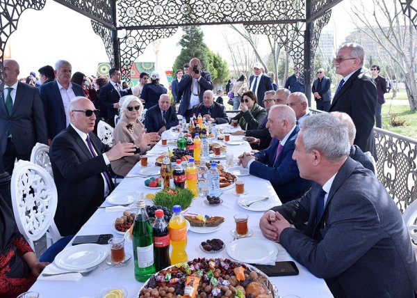 Sumqayıtda Novruz bayramı münasibətilə möhtəşəm tədbir keçirildi – FOTO