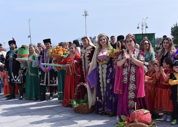 Sumqayıtda Novruz bayramı münasibətilə möhtəşəm tədbir keçirildi – FOTO