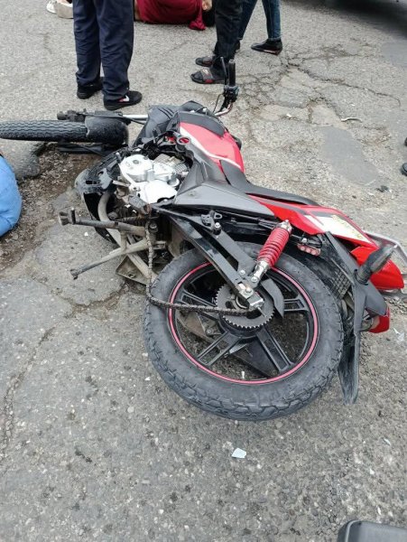 Sumqayıtda motosiklet sürücüsü qəza törətdi