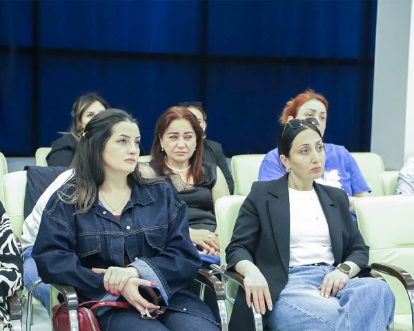 Sumqayıtda psixoloji sağlamlığın və qidalanmanın müalicəyə təsirinə dair tədbir keçirilib Sumqayıtda psixoloji sağlamlığın və qidalanmanın müalicəyə təsirinə dair tədbir keçirilib
