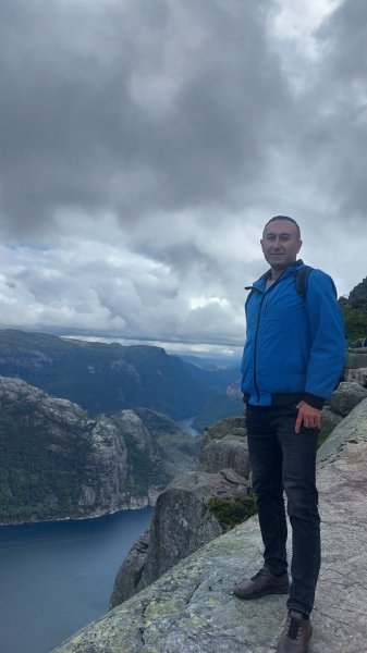 Fyordlar, qayalar və yeraltı tunellər ölkəsi Norveç - Preikestolendən REPORTAJ
