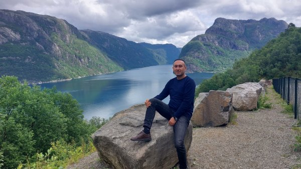 Fyordlar, qayalar və yeraltı tunellər ölkəsi Norveç - Preikestolendən REPORTAJ
