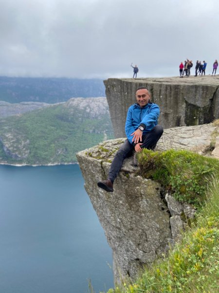 Fyordlar, qayalar və yeraltı tunellər ölkəsi Norveç - Preikestolendən REPORTAJ
