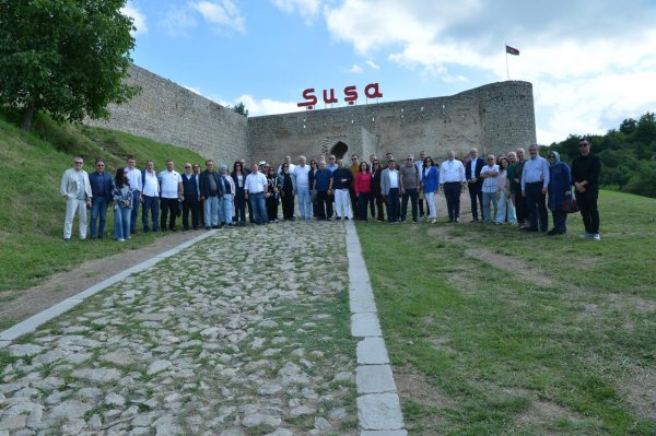 Sumqayıtın deputatları Qarabağda (FOTOLAR)
