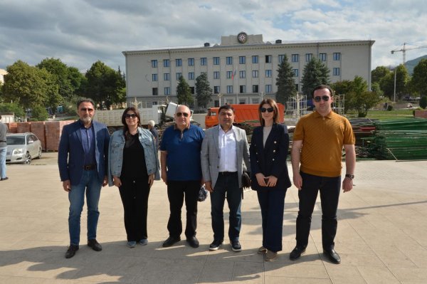 Sumqayıtın deputatları Qarabağda (FOTOLAR)