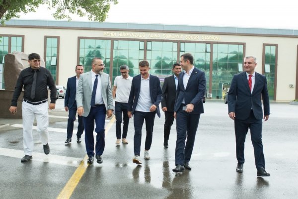 "Sumqayıt" FK baş məşqçi Saşa İliçlə müqavilə imzalayıb 