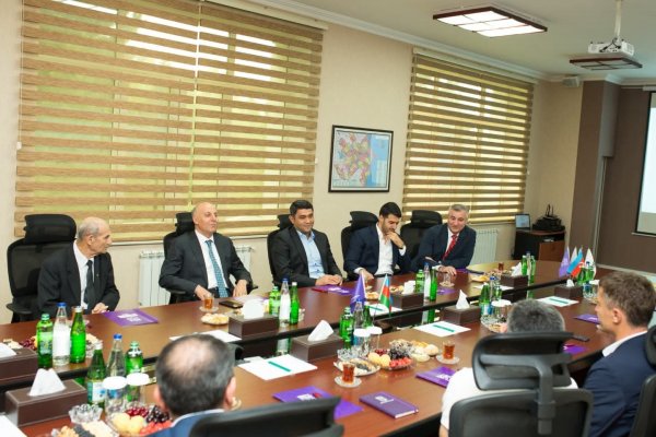 "Sumqayıt" FK baş məşqçi Saşa İliçlə müqavilə imzalayıb 