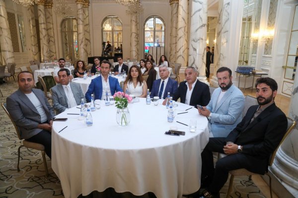 Deputatlar və jurnalistlər Milli Mətbuatın 150 illik yubileyini qeyd etdilər (FOTOLAR) Deputatlar və jurnalistlər Milli Mətbuatın 150 illik yubileyini qeyd etdilər (FOTOLAR)