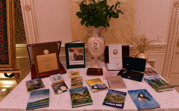 Sumqayıtda tanınmış şair-publisist Əvəz Mahmud Lələdağın 90 illiyi qeyd olunub