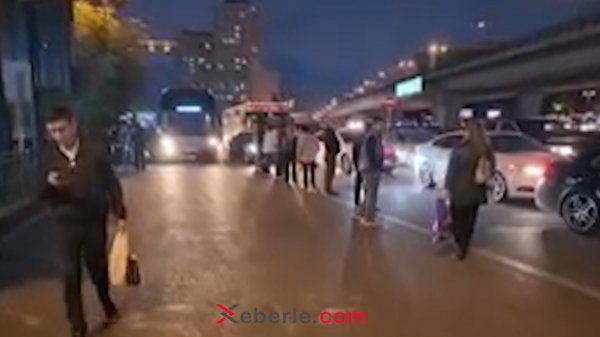 Bakı–Sumqayıt xəttində nəqliyyat böhranı: Sərnişinlər yolda qalır, məsul qurumlar isə hələ də susur (FOTOLAR)