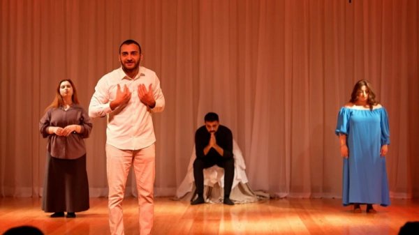 “Hisslərin Söhbəti” adlı forum və tamaşa baş tutdu