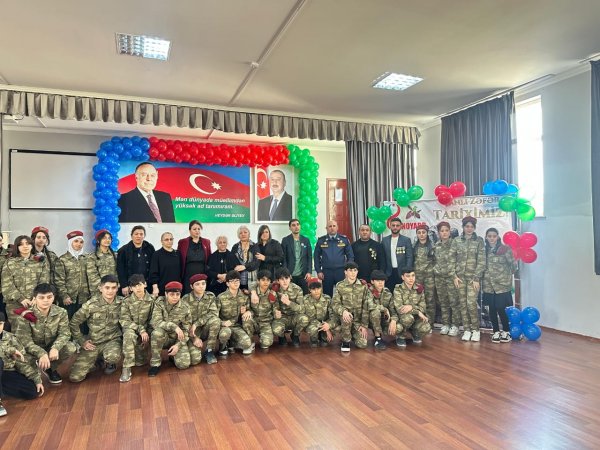 Sumqayıt məktəbində Zəfər Gününə həsr olunmuş tədbir keçirilib - FOTOLAR