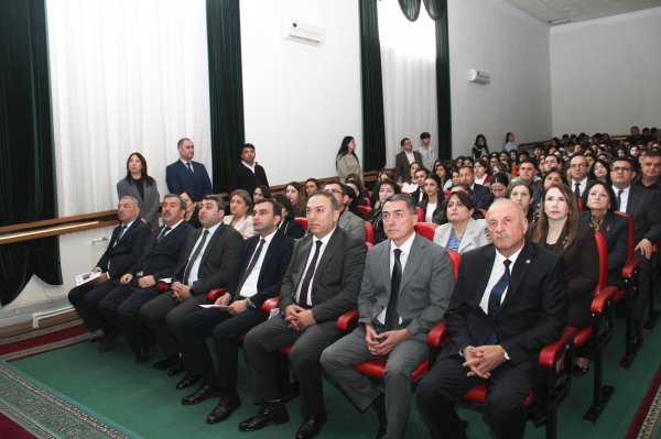 Mingəçevir Dövlət Universitetində Konstitusiya Gününə həsr olunmuş konfrans keçirilib