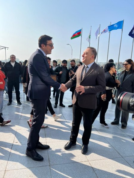 Mingəçevir Dövlət Universitetində “Velo Park – Sağlam Gənclik, Yaşıl Kampus” layihəsinin təqdimatı keçirildi - FOTOLAR