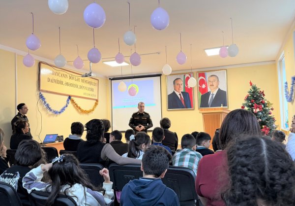 FHN xüsusi təhsil məktəbində maarifləndirmə tədbiri keçirib (video, foto) FHN xüsusi təhsil məktəbində maarifləndirmə tədbiri keçirib (video, foto)
