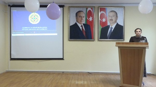 FHN xüsusi təhsil məktəbində maarifləndirmə tədbiri keçirib (video, foto) FHN xüsusi təhsil məktəbində maarifləndirmə tədbiri keçirib (video, foto)