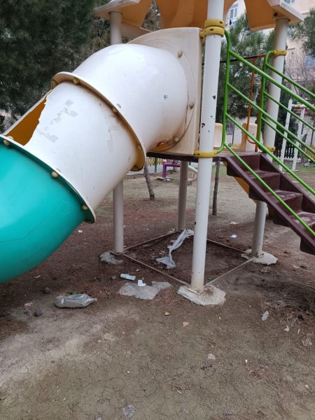 Sumqayıtda Lüdviqshafen Parkı: Uşaqlar üçün nəzərdə tutulan məkan, dostluq simvolunun baxımsız taleyi