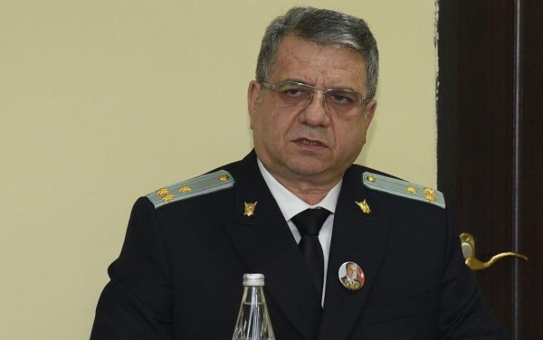 Kamran Əliyev Abşeronun prokurorunu işdən çıxardı - FOTO
